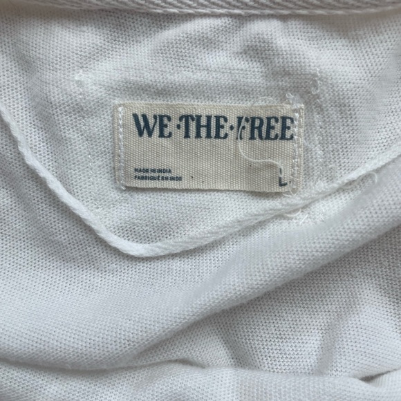 📍We The Free White and Red Embroidered Jersey Top 😍 - Picture 4 of 4